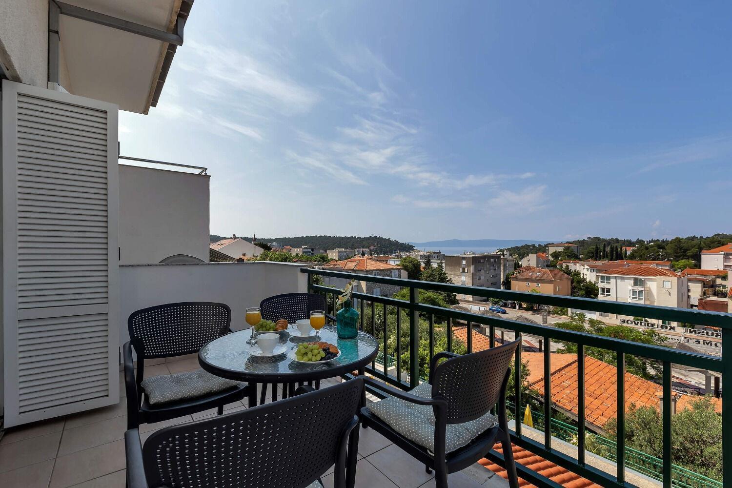 Apartment Josip Makarska